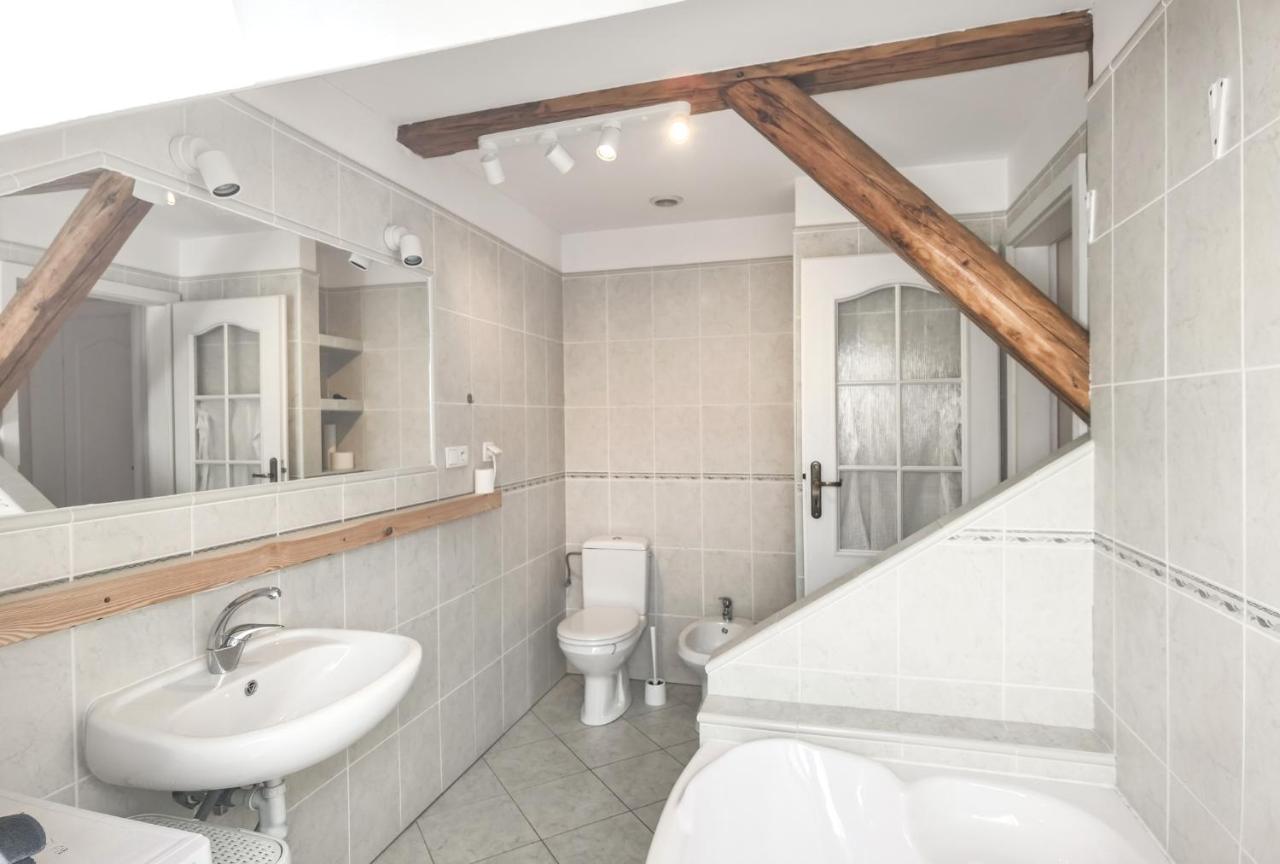 Duzy Apartament Duszniki-Zdroj ดุสนิกิ สดรอย ภายนอก รูปภาพ