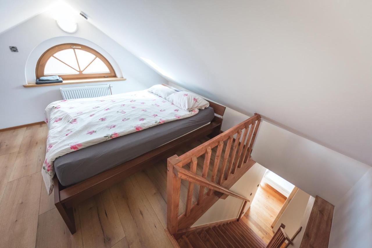 Duzy Apartament Duszniki-Zdroj ดุสนิกิ สดรอย ภายนอก รูปภาพ